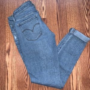 Levi’s 711 Skinny Jeans